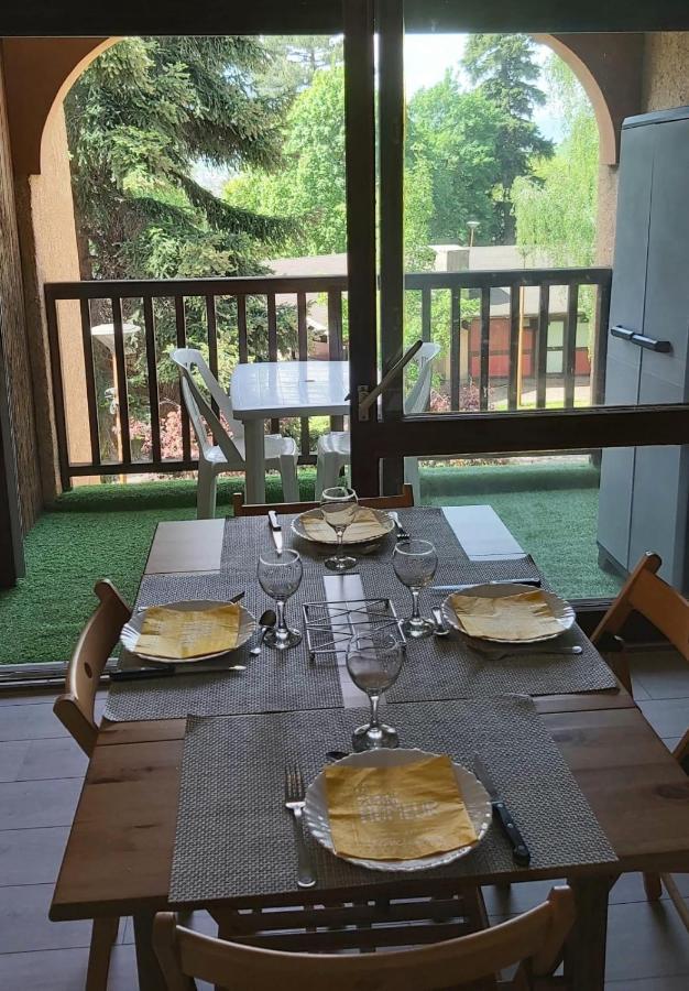 Apartment with balcony near Briançon Exterior foto